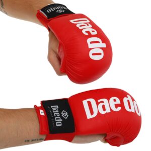 Накладки для карате DAE DO, красные, размер M, с липучкой