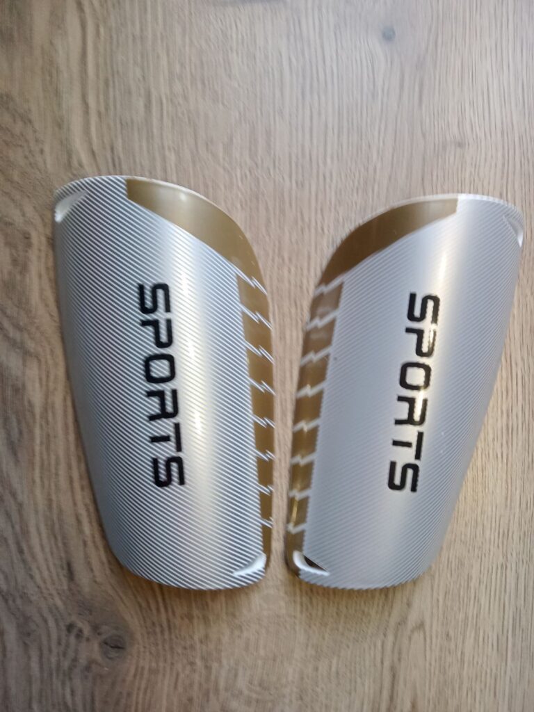 Футбольные щитки SPORTS SP-Sport, размеры S и M, цвета в ассортименте
