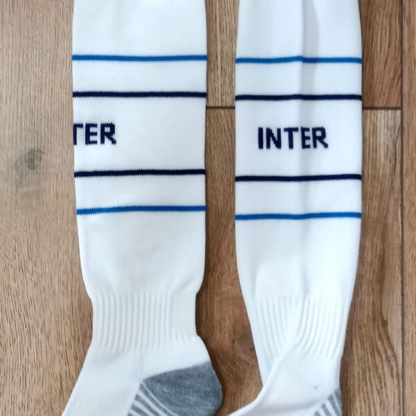 Дитячі футбольні гетри INTER MILAN AWAY 2025, білий колір, розмір 27–35