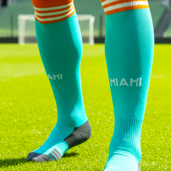 Гетры детские с символикой футбольного клуба INTER MIAMI THIRD 2025, размер 27-35, цвет бирюзово-оранжевые